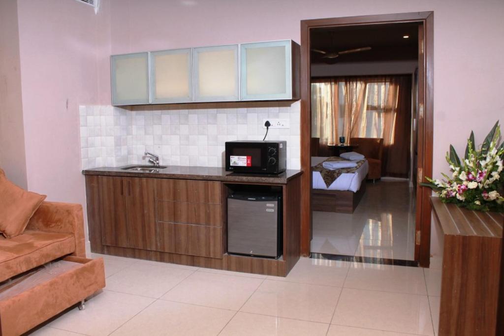 Savoury Business Hotel Bangalore Luaran gambar
